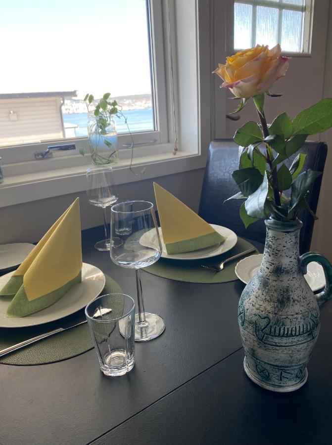 Polar Cozy Apartment - With View And Free Parking Тромсе Екстер'єр фото